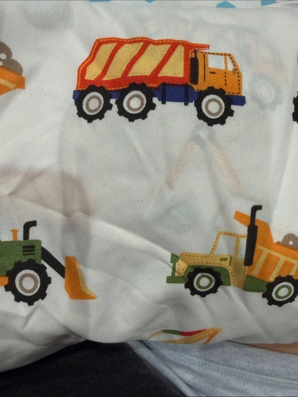 2 crib fitted sheets, paw patrol and trucks.(3)